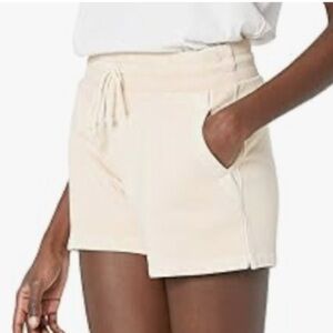 Good Threads Drawstring Shorts(Waist 36”Length 13”Inseam 4”)